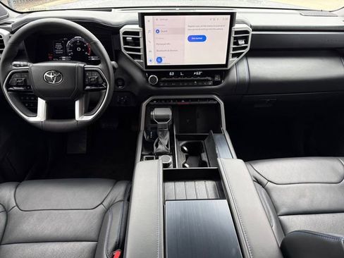 Used 2025 Toyota Tundra Platinum AWD/4WD image 16