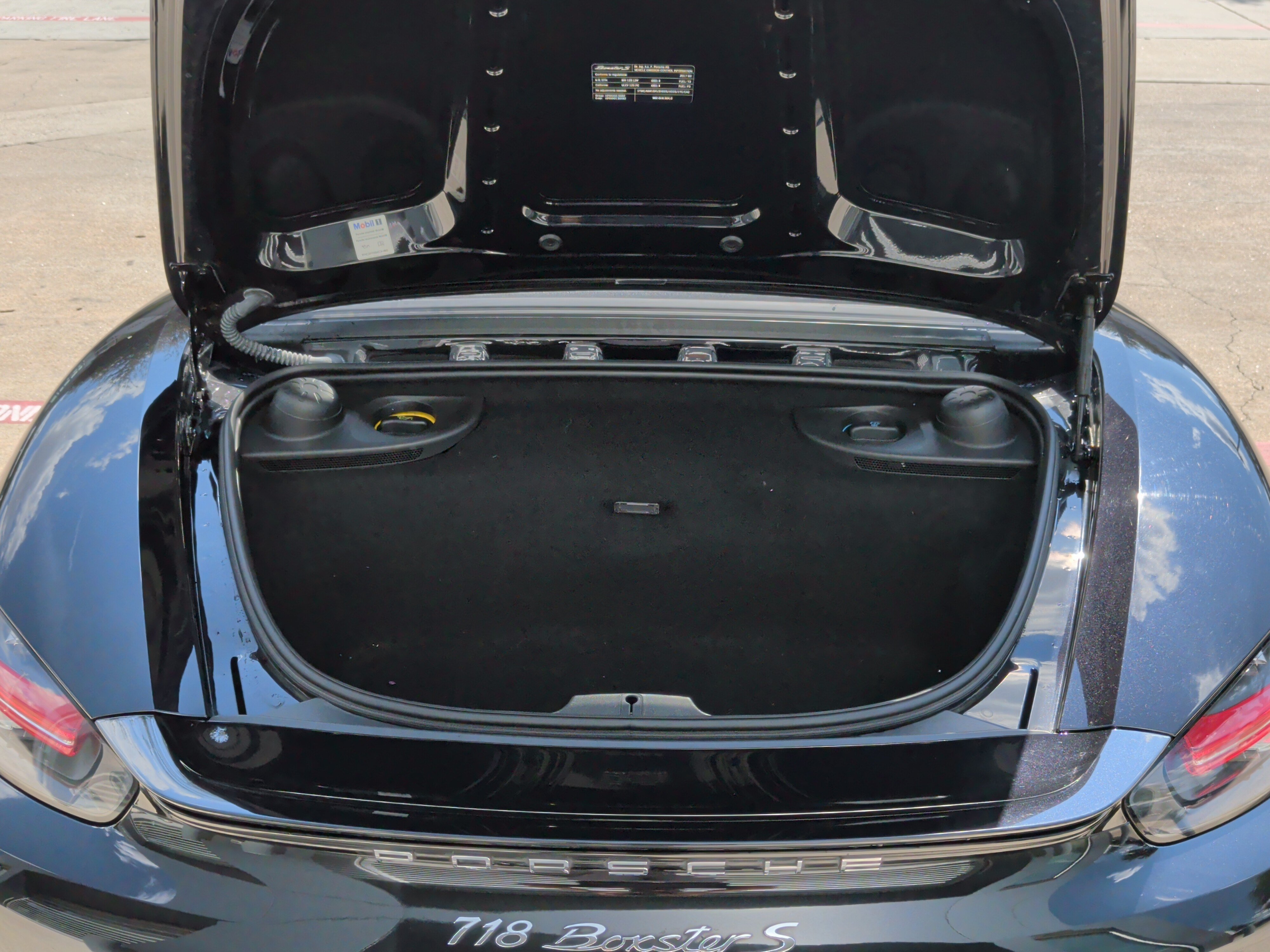 Used 2017 Porsche 718 Boxster S RWD image 25
