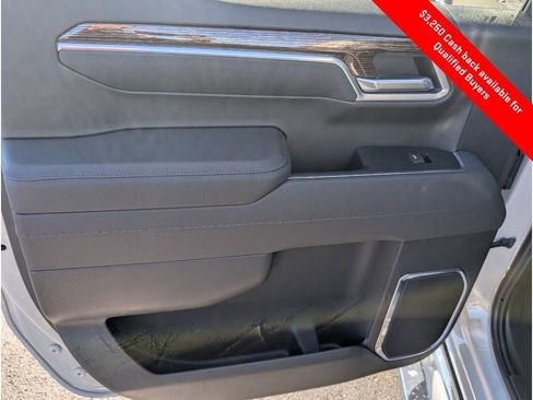 New 2026 GMC Sierra 1500 SLE w/ Preferred Package image 13