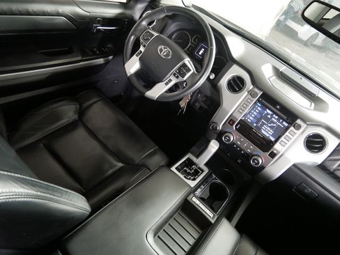 Used 2019 Toyota Tundra Platinum AWD/4WD image 9