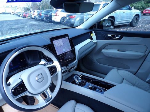 New 2026 Volvo XC60 B5 Ultra w/ Protection Package Premier image 14