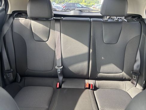 Used 2025 Buick Encore GX Preferred FWD image 37