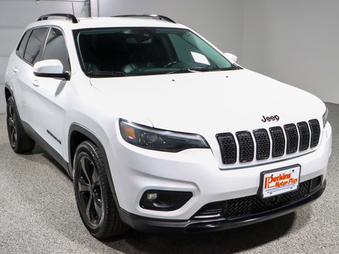 Used 2021 Jeep Cherokee Latitude Plus image 5