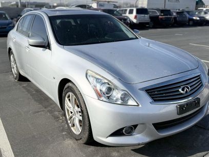 Used 2015 INFINITI Q40 AWD w/ Navigation Package