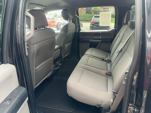 Used 2019 Ford F150 XLT w/ Equipment Group 302A Luxury AWD/4WD image 10