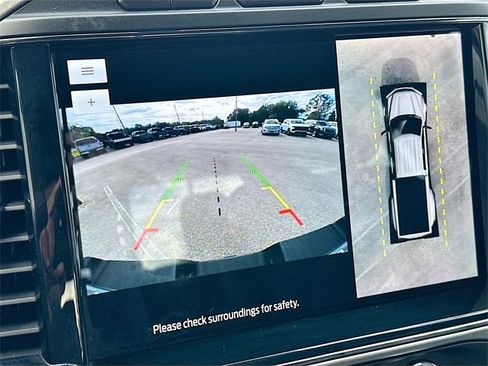 Used 2022 Ford F350 Platinum image 14