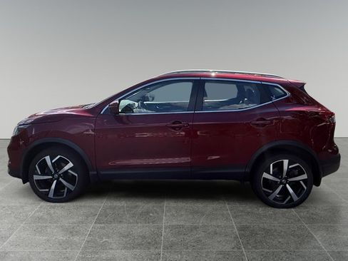 Used 2021 Nissan Rogue Sport SL w/ Premium Package AWD/4WD image 2