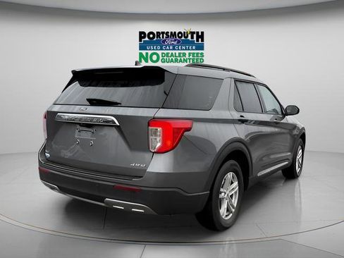 Used 2022 Ford Explorer XLT w/ Equipment Group 202A AWD/4WD image 38