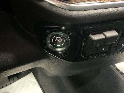 Used 2026 Chevrolet Silverado 1500 LT AWD/4WD image 23