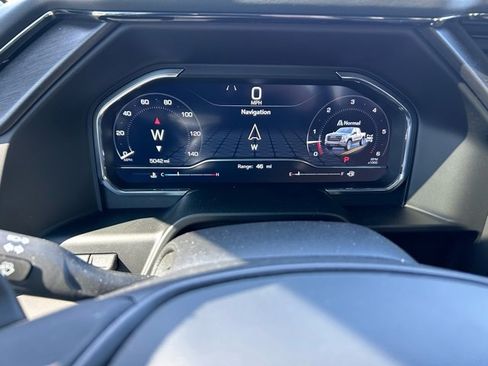 Used 2025 GMC Sierra 1500 AT4 w/ AT4 Premium Package image 13