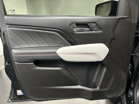 Certified 2024 GMC Canyon AT4X AWD/4WD image 23