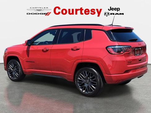 Certified 2022 Jeep Compass Limited AWD/4WD image 6