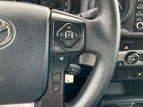 Used 2020 Toyota Tacoma SR AWD/4WD image 20