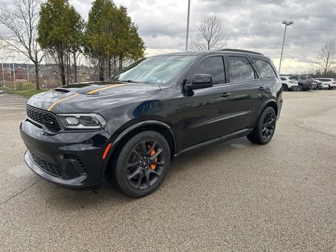 Used 2023 Dodge Durango R/T w/ Hemi Orange Plus Package image 7