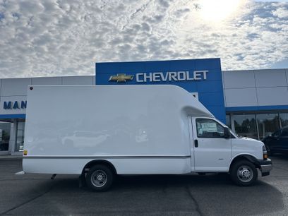 New 2025 Chevrolet Express 3500 w/ Power Convenience Package