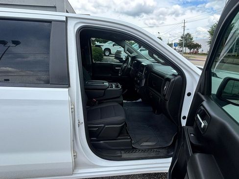 Used 2022 Chevrolet Silverado 1500 Custom RWD image 36