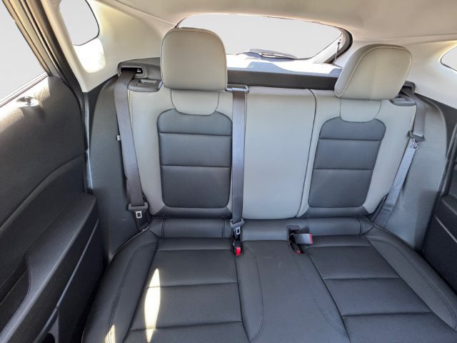 Used 2026 Chevrolet Trax ACTIV FWD image 21