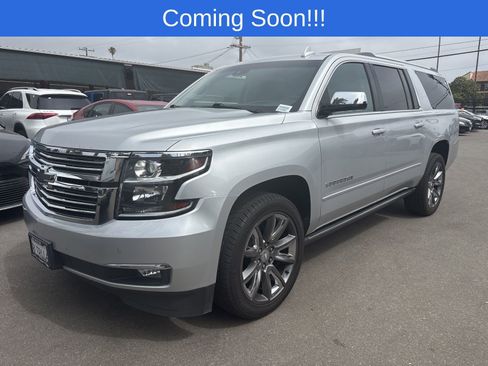 Used 2019 Chevrolet Suburban Premier image 1