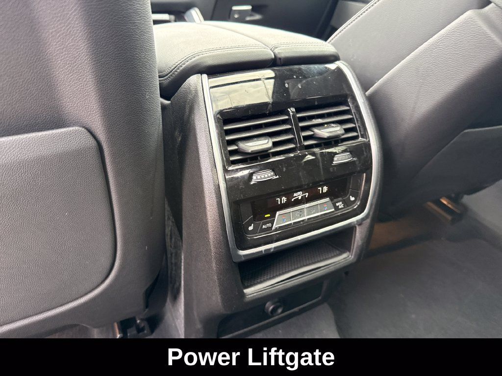 Used 2025 BMW X6 xDrive40i AWD/4WD image 26