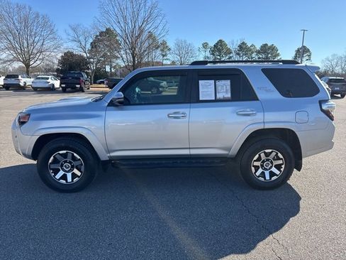 Used 2019 Toyota 4Runner TRD Off-Road Premium image 2