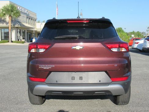 Used 2022 Chevrolet TrailBlazer LT w/ Convenience Package image 5