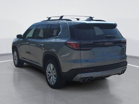 Used 2024 GMC Acadia Elevation image 5