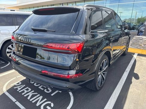 Used 2023 Audi Q7 3.0T Premium Plus w/ Premium Plus Package AWD/4WD image 6
