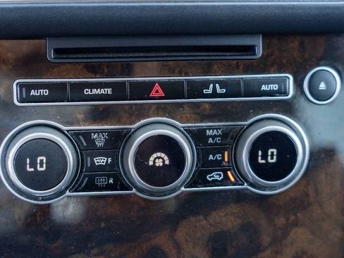 Used 2014 Land Rover Range Rover HSE image 26