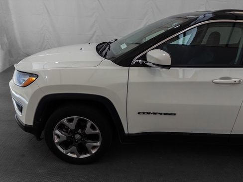 Used 2019 Jeep Compass Limited image 3