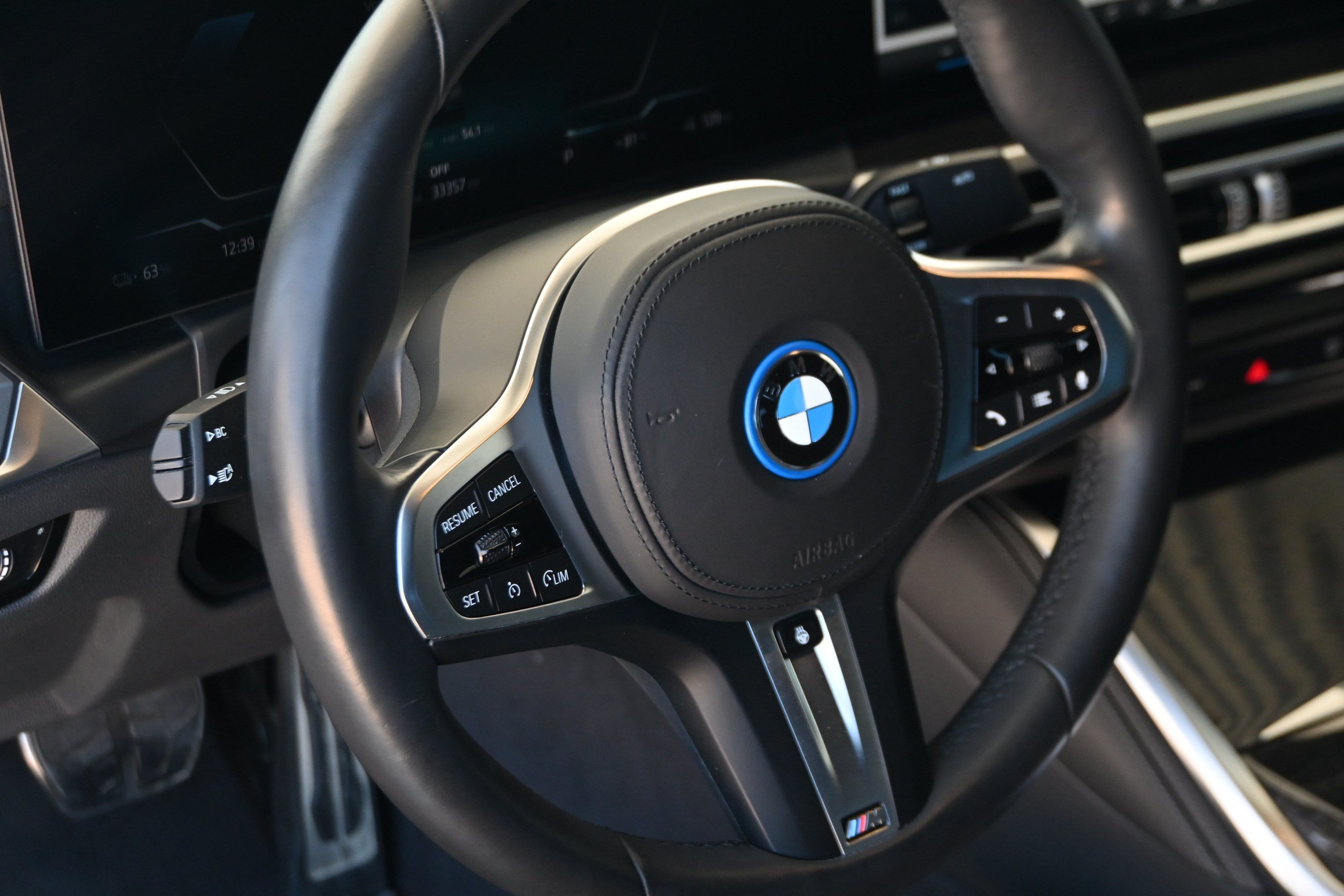 Certified 2024 BMW i4 eDrive40 w/ M Sport Package RWD image 28