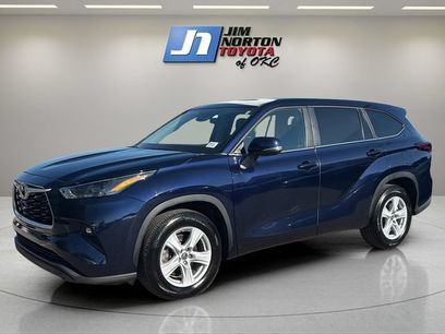 Used 2025 Toyota Highlander LE