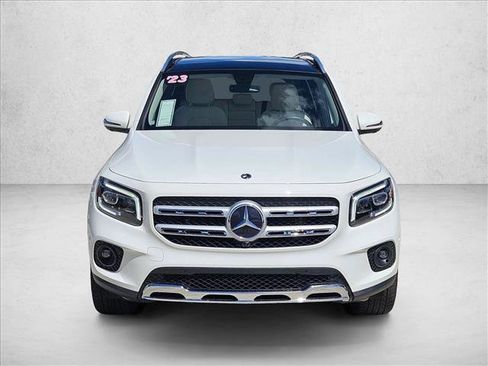 Used 2023 Mercedes-Benz GLB 250 image 2