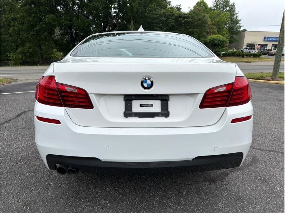 Used 2016 BMW 528i Sedan RWD image 5