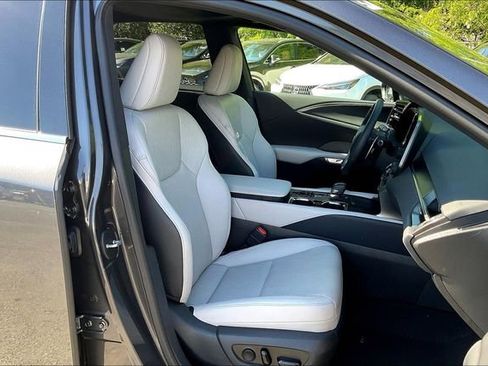 Used 2024 Lexus RX 350 Premium Plus w/ Convenience Package AWD/4WD image 29
