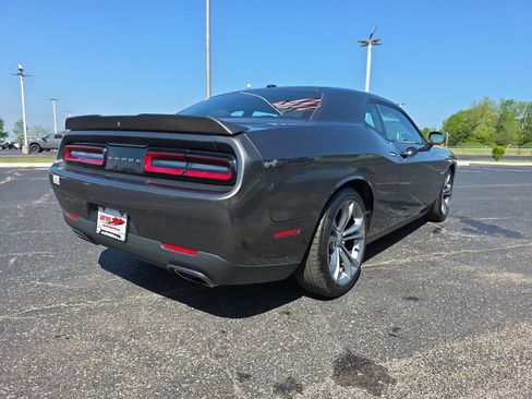Used 2021 Dodge Challenger R/T image 5
