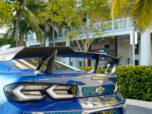 Used 2019 Chevrolet Camaro ZL1 image 50