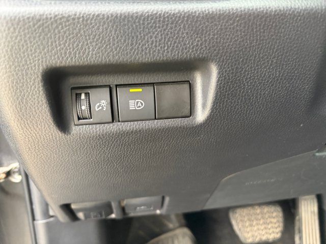 Used 2024 Toyota RAV4 LE AWD/4WD image 25