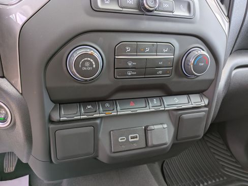 Used 2025 Chevrolet Silverado 1500 W/T w/ WT Value Package image 18