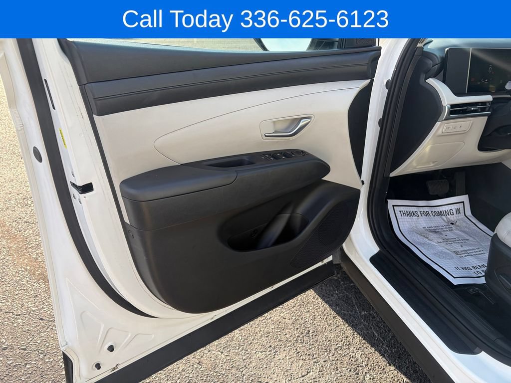 Used 2025 Hyundai Tucson SEL FWD image 11
