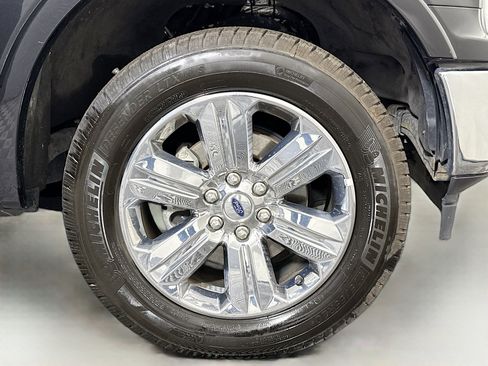 Used 2020 Ford F150 Lariat w/ Equipment Group 502A Luxury image 32