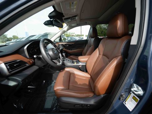 Used 2025 Subaru Outback Touring XT AWD/4WD image 9