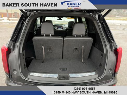 Used 2023 Cadillac XT6 Luxury image 9