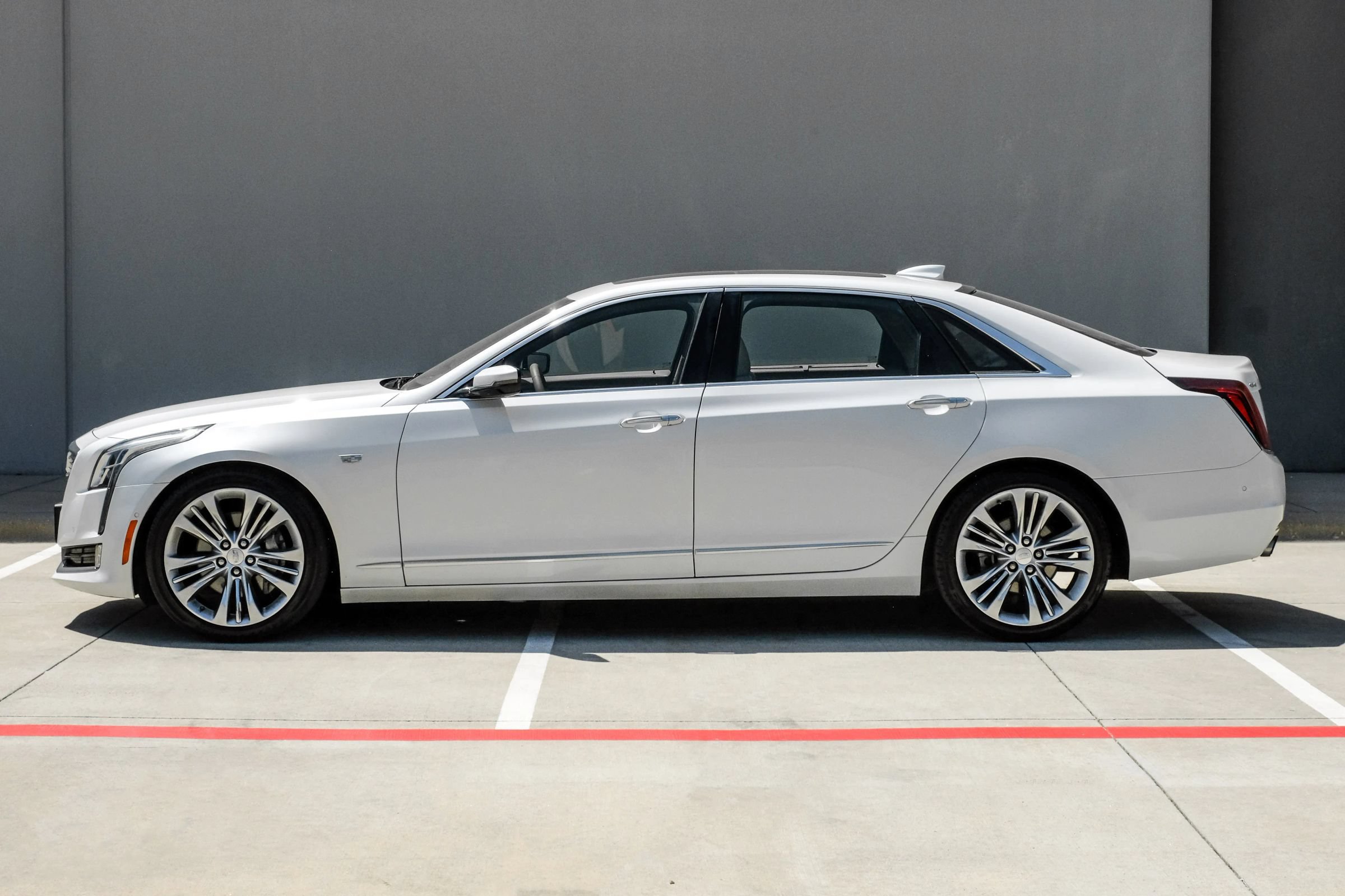 Used 2018 Cadillac CT6 Platinum AWD/4WD image 10