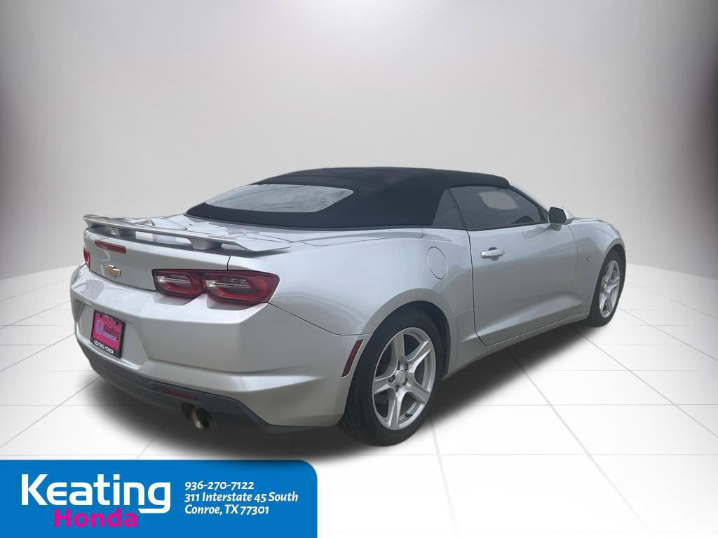 Used 2019 Chevrolet Camaro LT RWD image 5