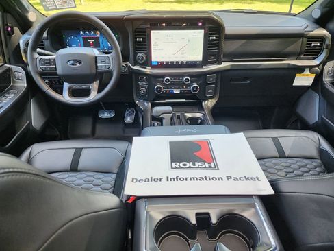 New 2025 Ford F150 Lariat w/ Equipment Group 502A High image 63