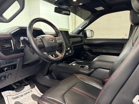 Certified 2023 Ford Expedition Limited image 6