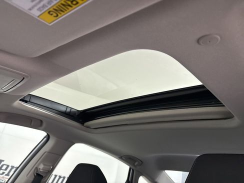 Used 2023 Honda Accord EX image 19