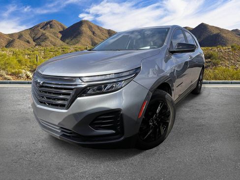 Used 2024 Chevrolet Equinox LS w/ Sport Edition FWD image 2