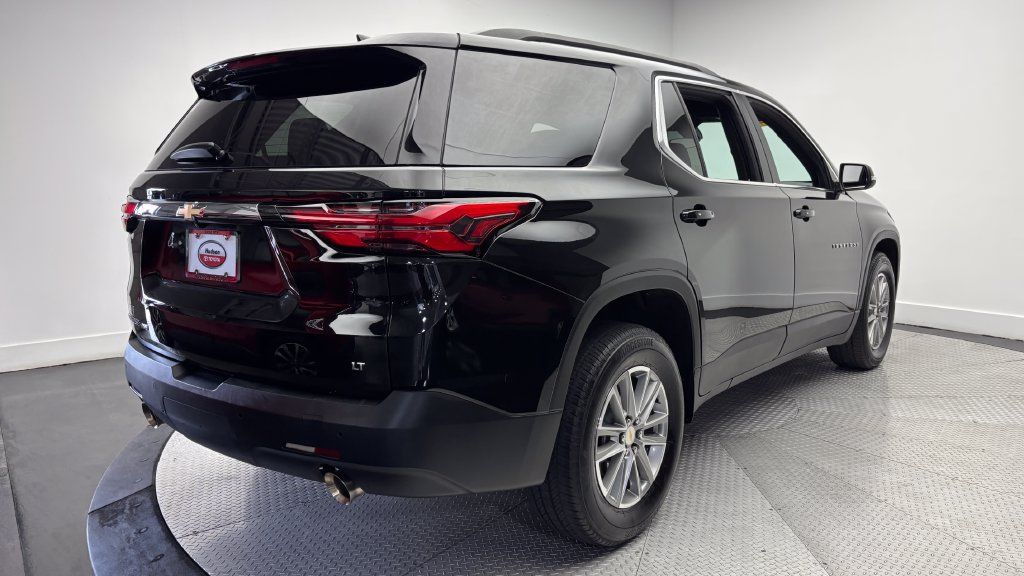 Used 2023 Chevrolet Traverse LT w/ LPO, Floor Liner Package AWD/4WD image 41