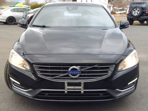 Used 2015 Volvo S60 T5 Premier w/ Climate Package image 2